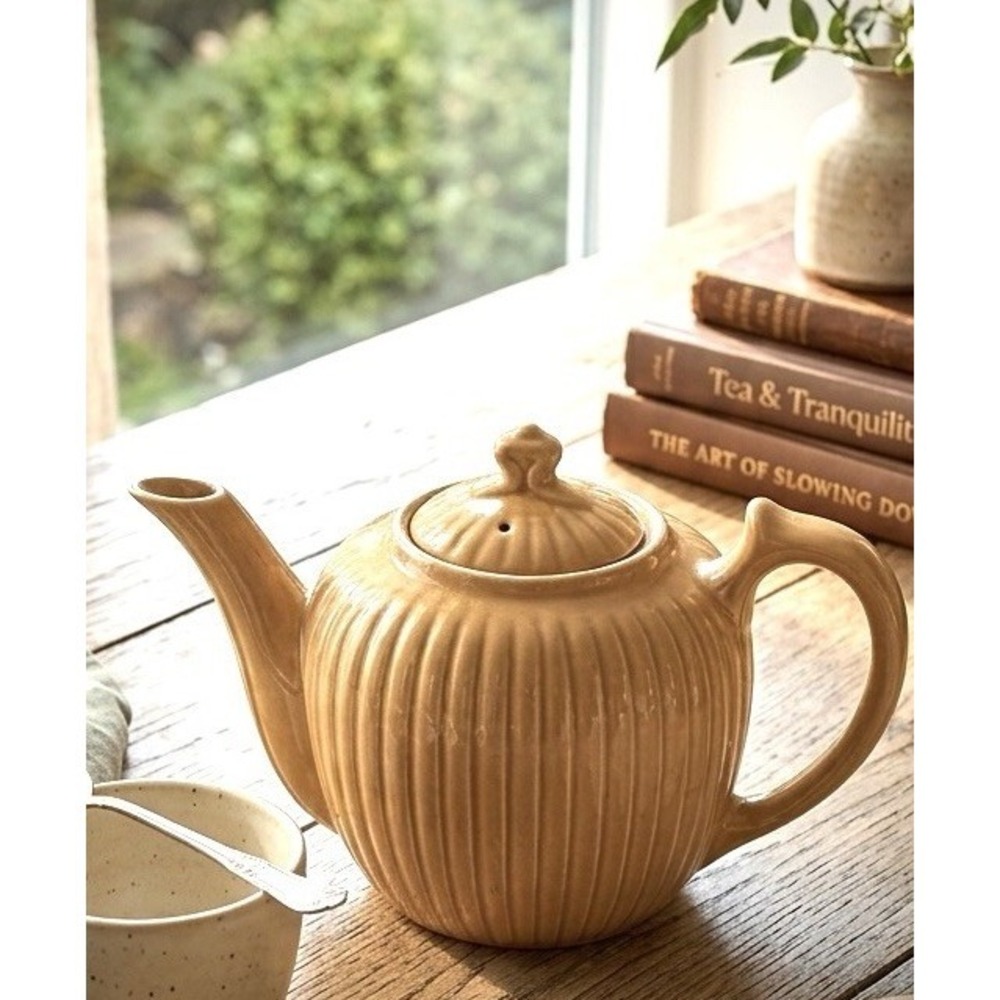 Vintage FRAUNFELTER Ohio Ceramic Teapot Ribbed Peach 20 oz Model 324 Mid Century
